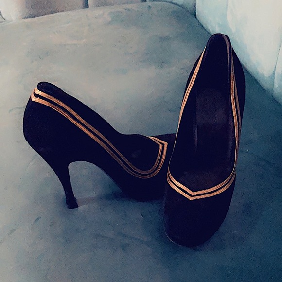 Balenciaga Black suede heels Size 8 (38 1/2 eu) 4.75” heels - Picture 1 of 8